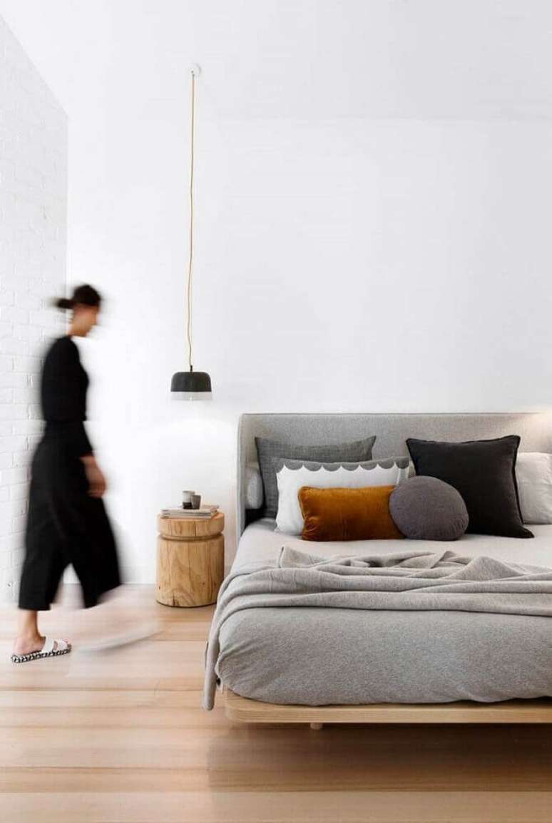 40. Quarto minimalista com cama estilo japonesa