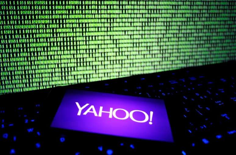 Fotoilustração de logo do Yahoo 
15/12/2016
REUTERS/Dado Ruvic