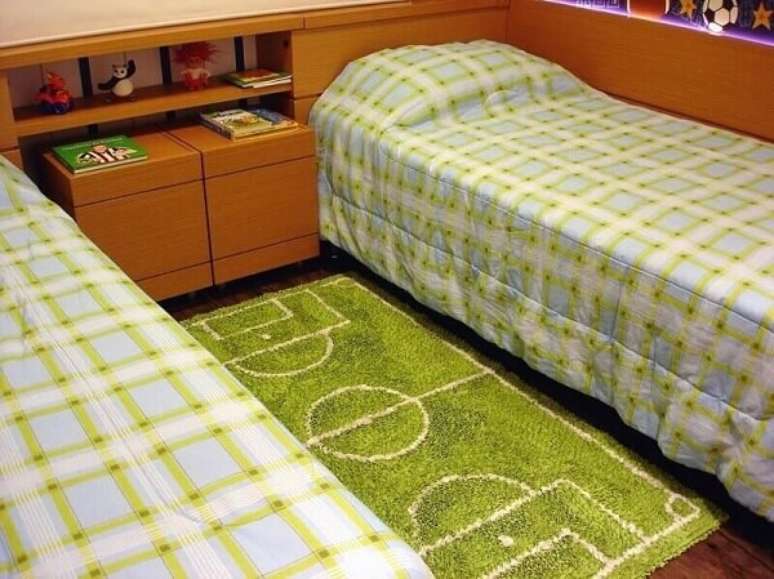 Decoracao de copa do mundo &ndash; Tapete com estampa de campo de futebol- Projeto de Roberta Andreolla