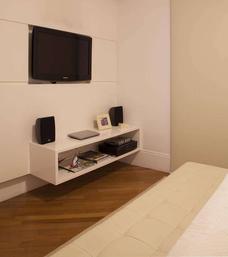 15. Os nichos para quarto podem se transformar em um rack, como nesse exemplo