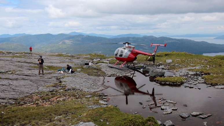 Alguns locais foram alcançados apenas de helicóptero...