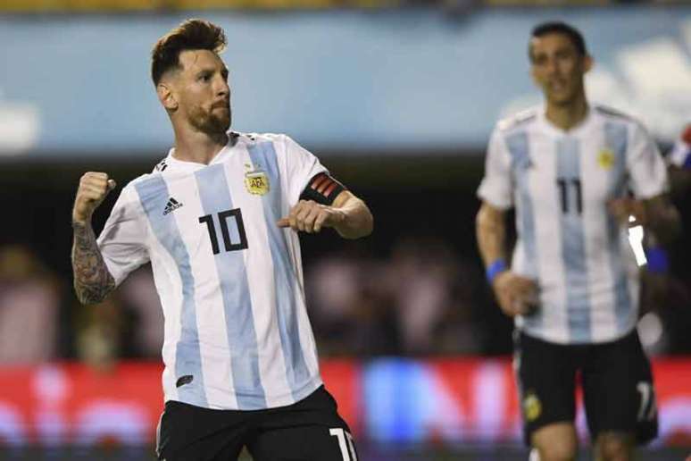 Messi foi o destaque da Argentina na Bombonera (Foto: AFP)