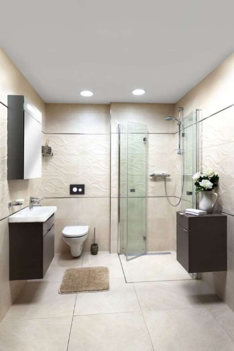 48. Cer&acirc;mica combinando com revestimento 3D da parede