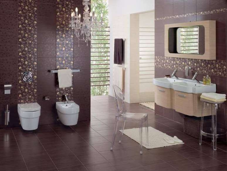 23. Cer&acirc;micas para banheiro vinho lisas e estampadas