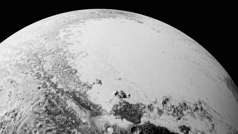 Mistério sobre dunas em Plutão, que tem atmosfera rarefeita demais para abrigar fortes correntes de ar, intrigou cientistas por anos (Crédito: Nasa)
