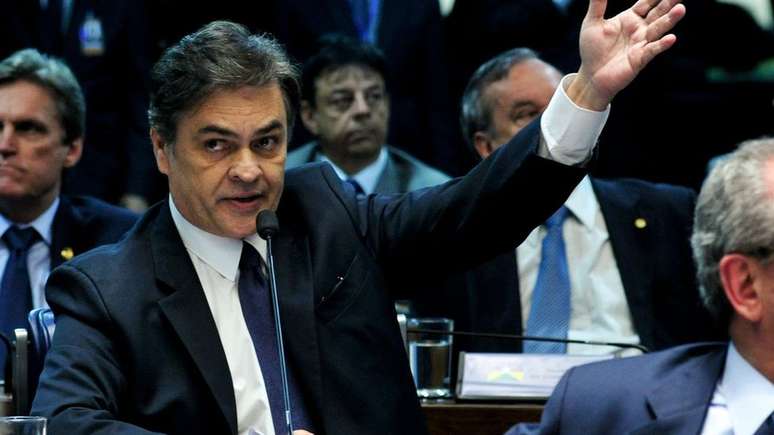 O senador Cássio Cunha Lima (PSDB-PB) está entre os que cobraram a demissão de Parente ao presidente Temer