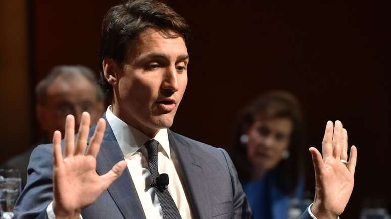 Canadense Justin Trudeau chamou taxas de 'insulto' e vai retaliá-las em valor equivalente