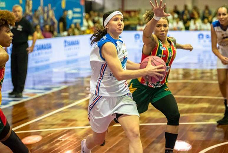 Campinas é campeão da LBF (Foto: FabioLeoni/VeraCruzBasqueteCampinas)