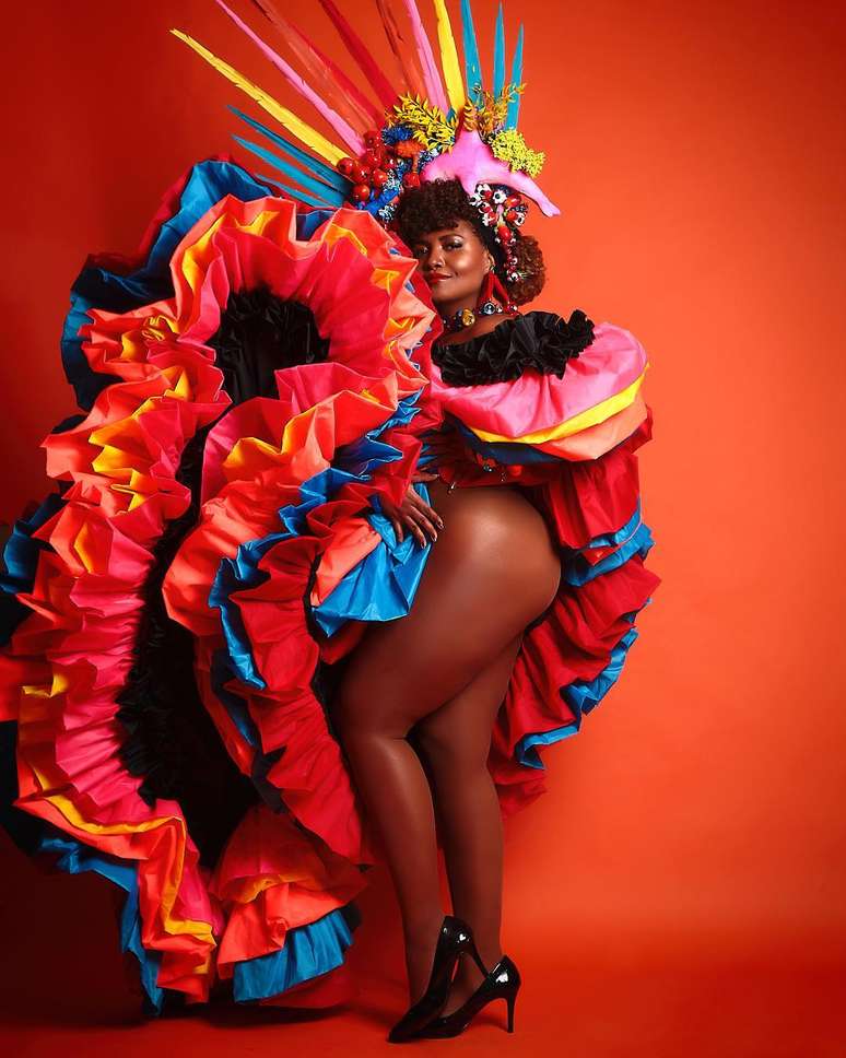 Gaby Amarantos critica Silvio Santos