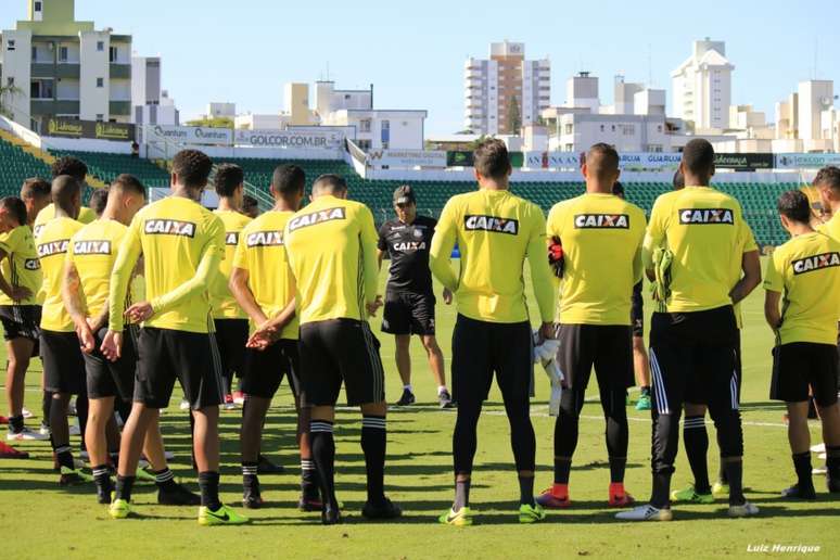 Figueirense se prepara para enfrentar o Dragão na próxima rodada (Foto: Luiz Henrique / Figueirense)