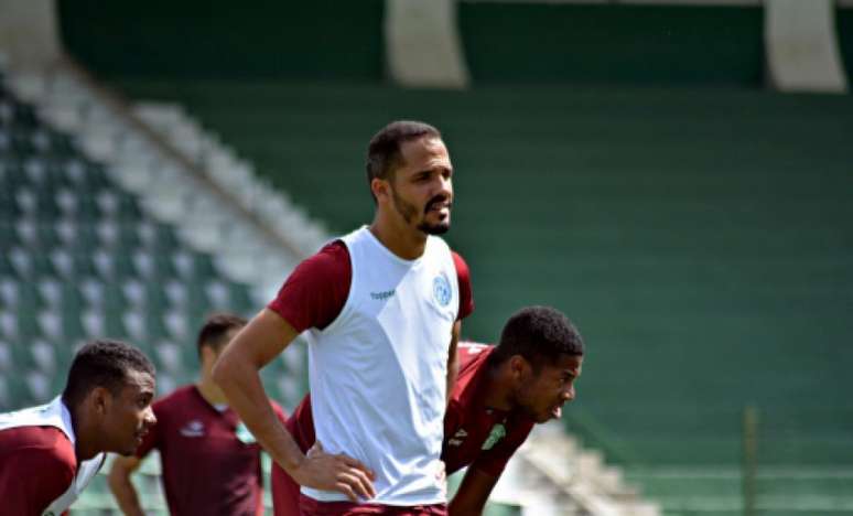 Anselmo Ramon almeja primeiras posições (Foto: Divulgação/Guarani)