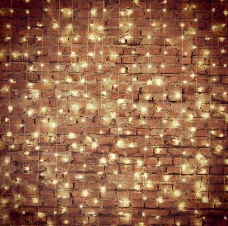 4. Pisca pisca s&atilde;o &oacute;timas ideias para parede decorada