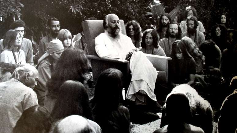 Rajneesh tinha 'dons excepcionais de percep&ccedil;&atilde;o', diz Hugh