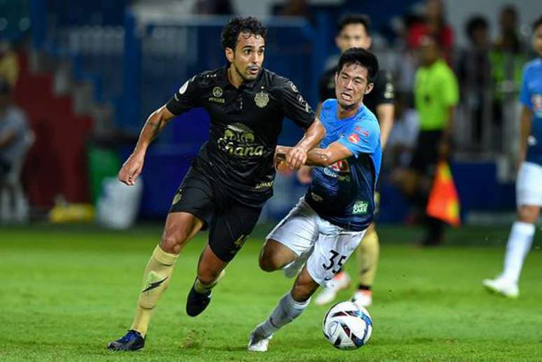 Diogo tem 17 gols no Campeonato Tailandês (Foto: Divulgação)