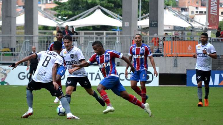 Bahia e Botafogo empataram em 3 a 3 na Fonte Nova, pelo Campeonato Brasileiro (Foto: Romildo de Jesus)