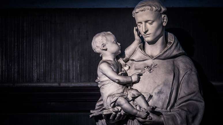 No Brasil, Santo Ant&ocirc;nio &eacute; mais famoso como casamenteiro do que S&atilde;o Valentim