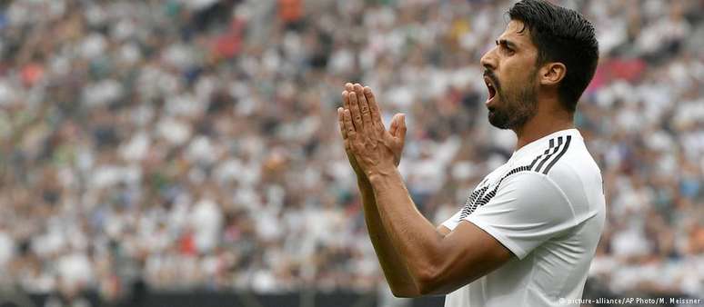 Khedira faz parte da espinha dorsal do time de Löw: jogador foi um dos mais críticos ao desempenho do time