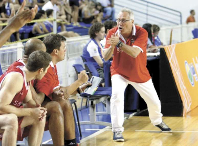 Basquete Cearense - Alberto Bial (foto:Divulgação)