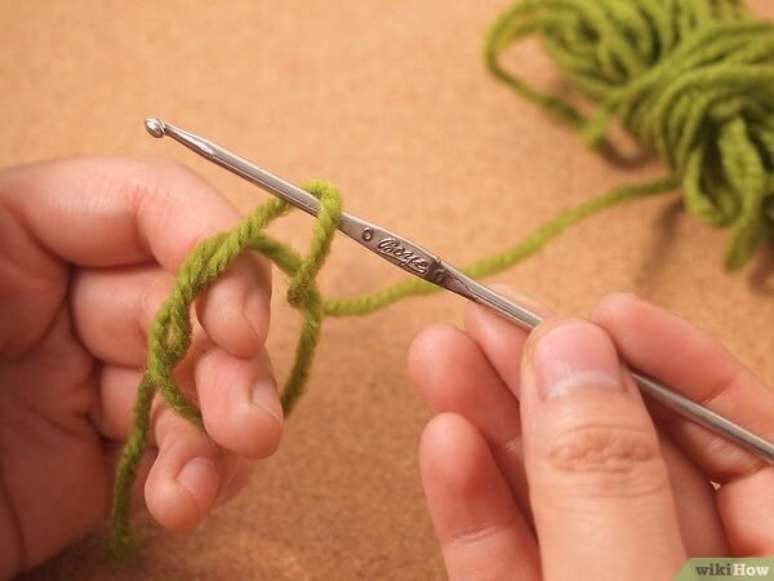 2- Anel m&aacute;gico para elaborar a cabe&ccedil;a do polvo de croch&ecirc;.