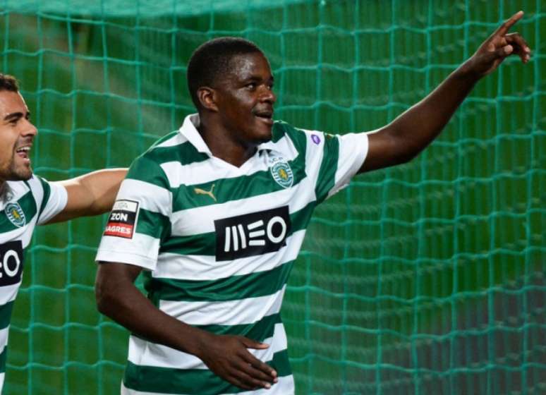 William Carvalho pode estar a caminho do Paris Saint-Germain (Foto: Francisco Leong/ AFP)