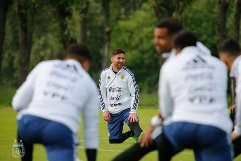 Messi durante treino no CT argentino em Bronnisty, na Rússia - FOTO: AFA