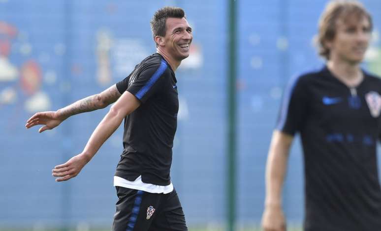 Mandzukic durante o segundo treino da Croácia em solo russo - FOTO: Divulgação