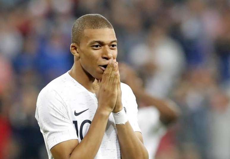 A França aposta na juventude de Kylian Mbappé