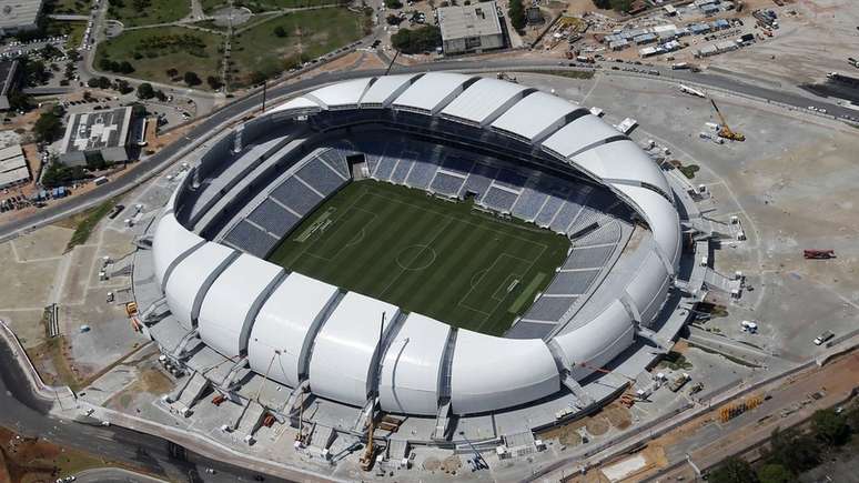 Projeto de drenagem na Arena das Dunas, em Natal, continua incompleto quatro anos depois da Copa de 2014