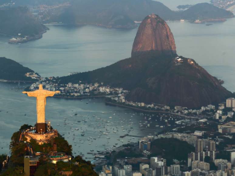 Rio decreta ponto facultativo para dias de jogos do Brasil na Copa 