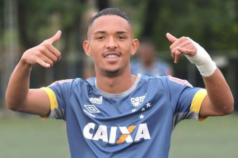 Vitinho tem sondagem de clubes europeus (Foto: Divulgação/Cruzeiro)