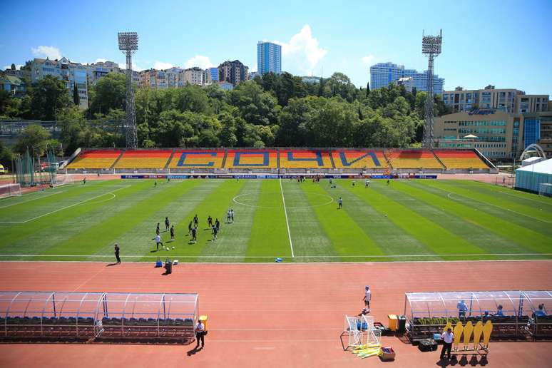 O estádio onde a Seleção Brasileira treina, em Sochi