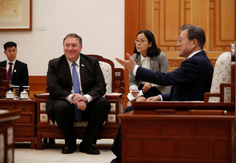 Secretário de Estado dos EUA, Mike Pompeo, e presidente da Coreia do Sul, Moon Jae-in 14/06/2018 REUTERS/Kim Hong-ji/Pool