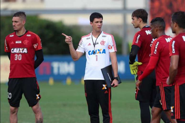 Maurício Barbieri está bem no comando do Flamengo (Gilvan de Souza)