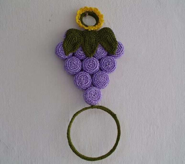 42 -Porta Pano de Prato Uva de Croch&ecirc;.