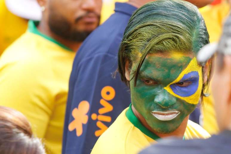 Torcedores deixaram a Arena N1 sem comemorar a vitória