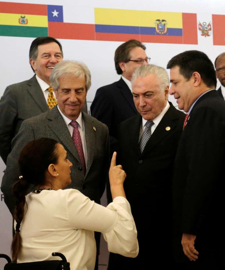 Vice-presidente argentina Gabriela Michetti conversa com Cartes, Temer e Tabar&eacute; Vazquez em Luque
 18/6/2018     REUTERS/Mario Valdez