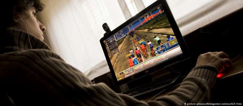 Obsessão com jogos eletrônicos pode "tomar a preferência sobre outros interesses da vida", alerta OMS