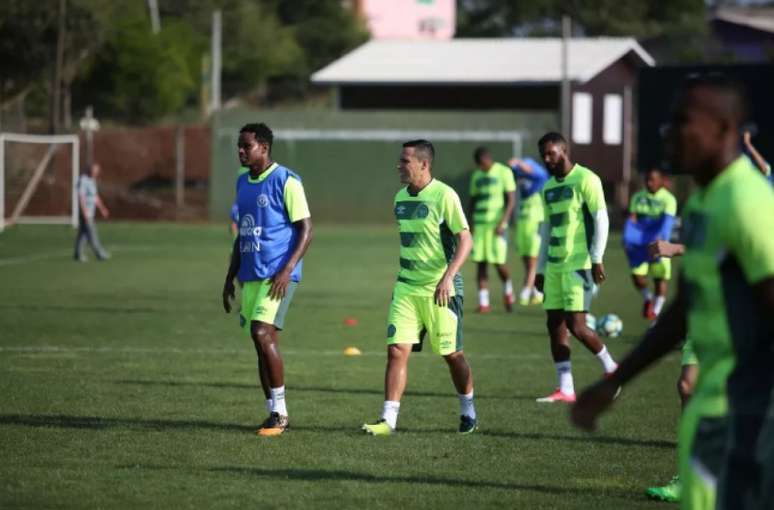 Elicarlos pode renova com a Chapecoense (Foto: Sirli Freitas/Chapecoense)