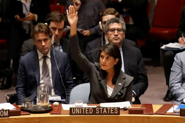Nikki Haley durante reuni&atilde;o do Conselho de Seguran&ccedil;a da ONU
 1/6/2018   REUTERS/Shannon Stapleton 