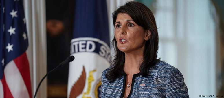 Nikki Haley diz que decisão não significa recuo dos EUA em seus compromissos com os direitos humanos