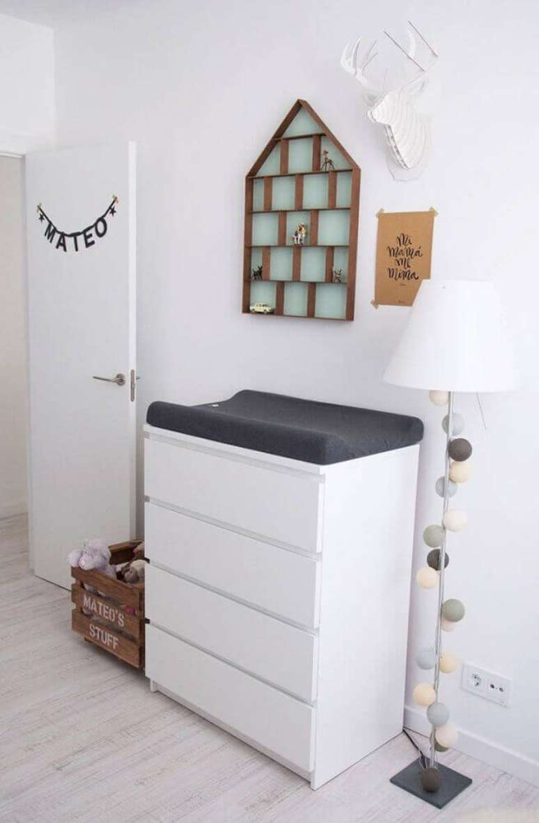 4. Design em c&ocirc;moda com trocador para decora&ccedil;&atilde;o clean