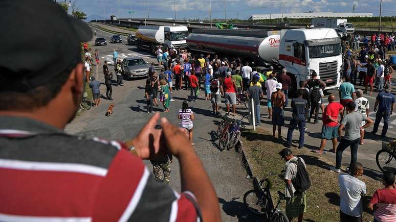Senador Alvaro Dias apoiou greve dos caminhoneiros no mês passado