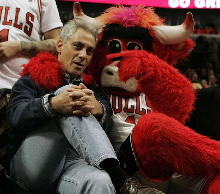 Benny the Bull, o touro mascote do Chicago Bulls, foi uma das inspirações do Canarinho