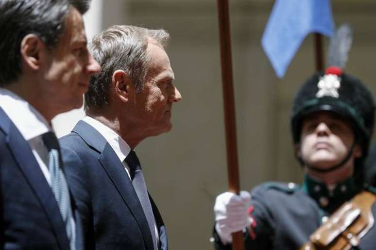 Giuseppe Conte e Donald Tusk antes de reunião em Roma