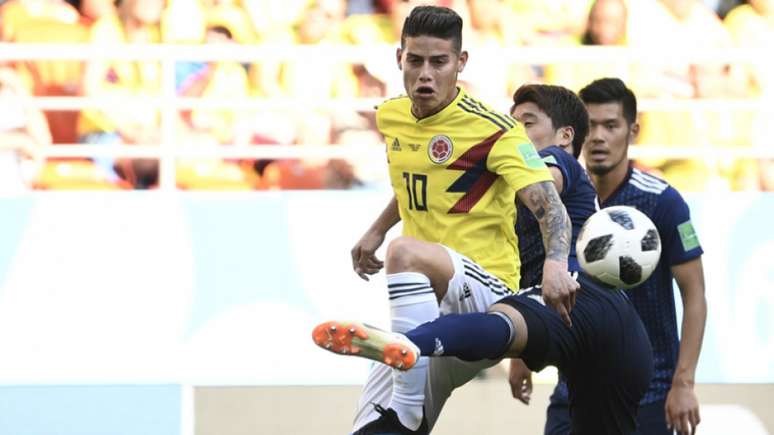 James Rodríguez não deve atuar contra a Polônia (Foto: AFP)