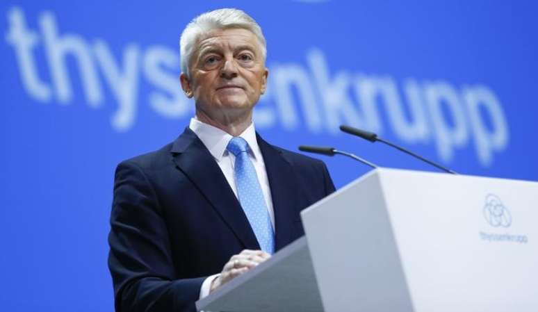 Presidente-executivo da Thyssenkrupp, Heinrich Hiesinger, durante encontro com acionistas em Bochum, Alemanha
19/01/2018 REUTERS/Thilo Schmuelgen