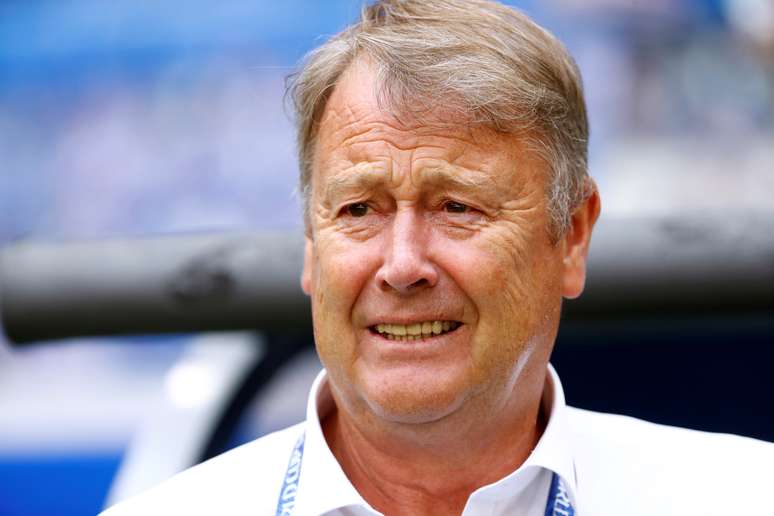 Técnico Age Hareide em jogo da Dinamarca com Austrália
 21/6/2018     REUTERS/Michael Dalder