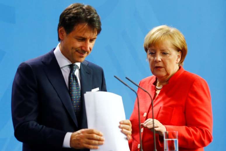 Merkel e Conte concedem entrevista em Berlim
 18/6/2018    REUTERS/Hannibal Hanschke 