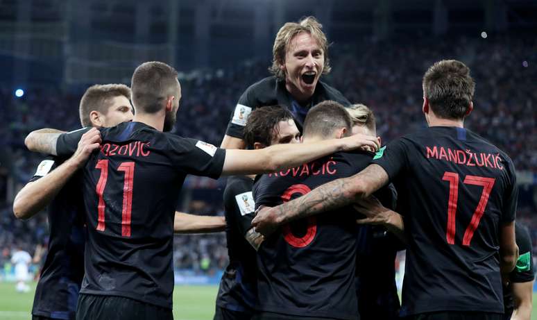 Jogadores da Croácia comemoram gol contra a Argentina 
  21/6/2018     REUTERS/Lucy Nicholson