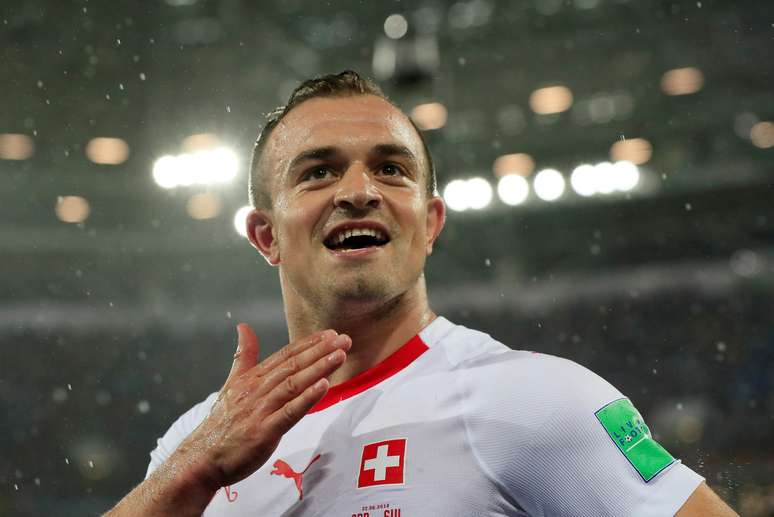 Shaqiri comemora gol da Su&iacute;&ccedil;a contra a S&eacute;rvia
 22/6/2018     REUTERS/Gonzalo Fuentes